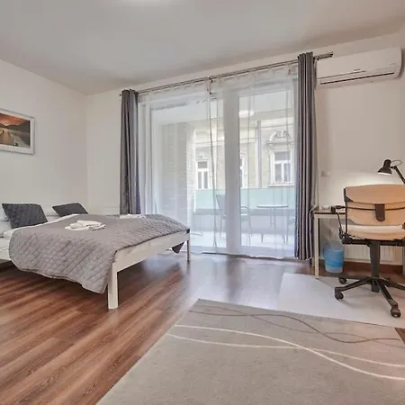 Apartmán Balcony Centropolitan W Ac By Nw *